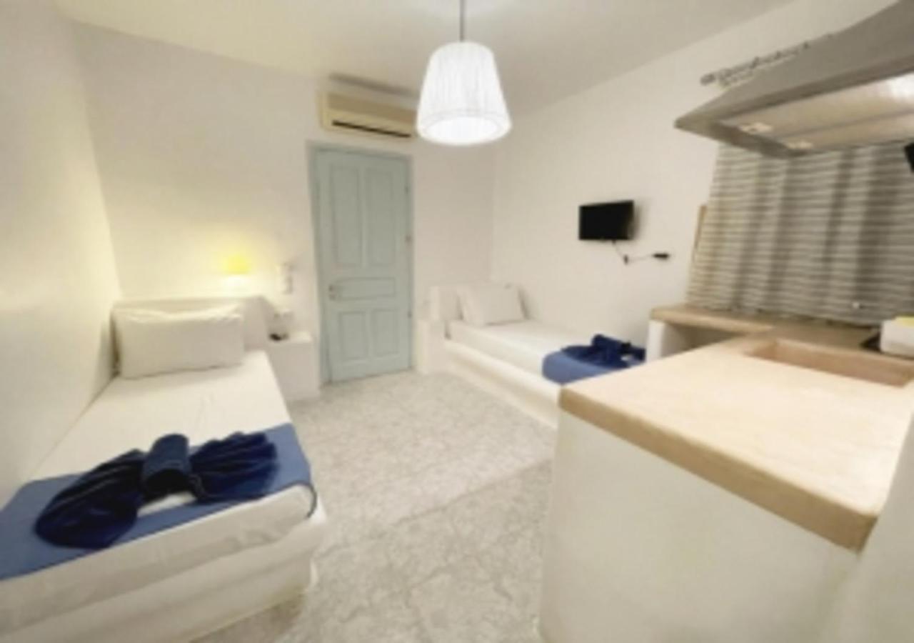 Glaros Hotel イオス島 チョーラ エクステリア 写真