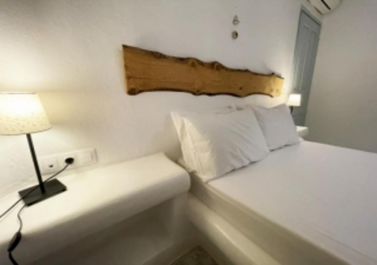 Glaros Hotel イオス島 チョーラ エクステリア 写真