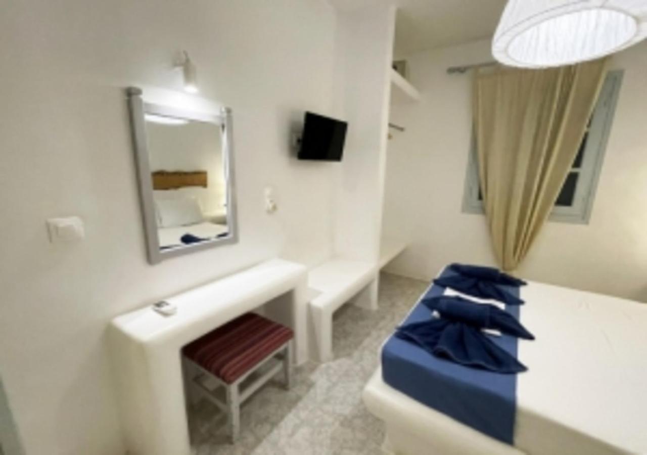 Glaros Hotel イオス島 チョーラ エクステリア 写真