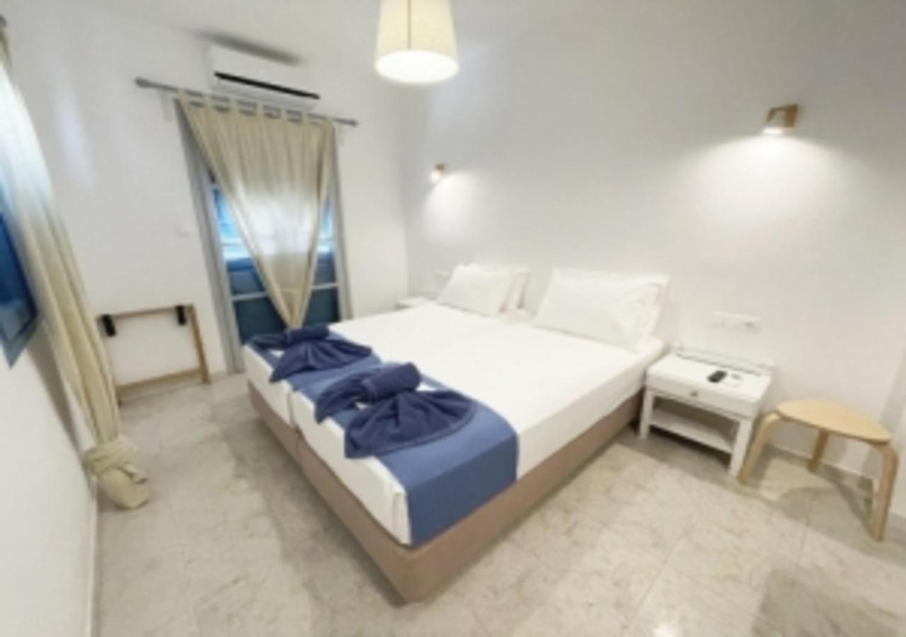 Glaros Hotel イオス島 チョーラ エクステリア 写真