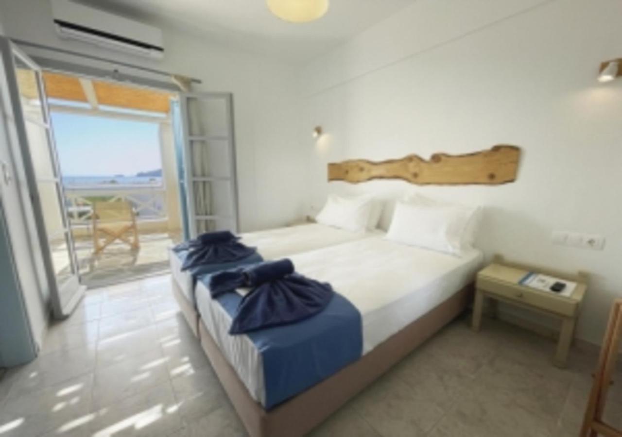 Glaros Hotel イオス島 チョーラ エクステリア 写真