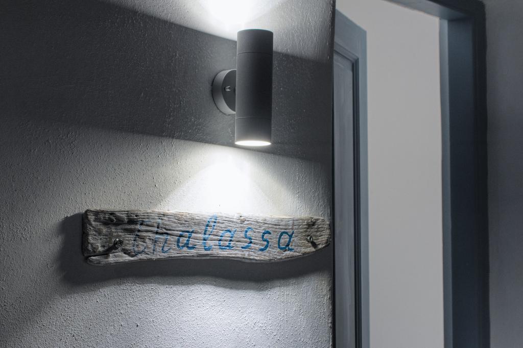 Glaros Hotel イオス島 チョーラ エクステリア 写真