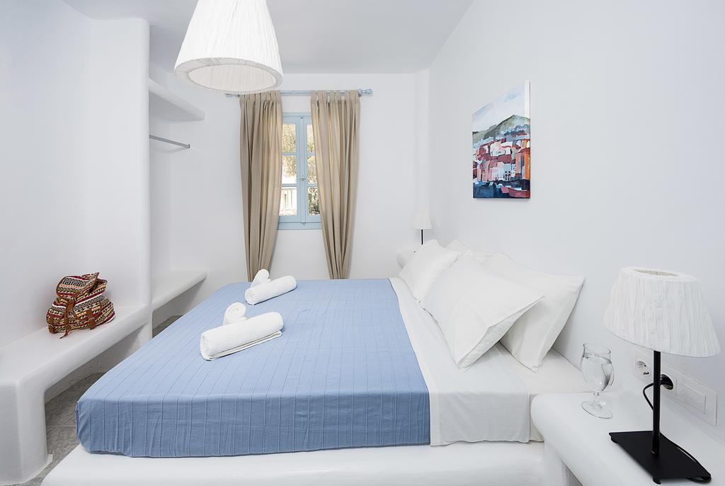 Glaros Hotel イオス島 チョーラ エクステリア 写真